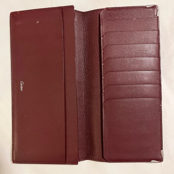 Cartier Calfskin Black long wallet w maroon inside, silver scroll on corners - Picture 7 of 10